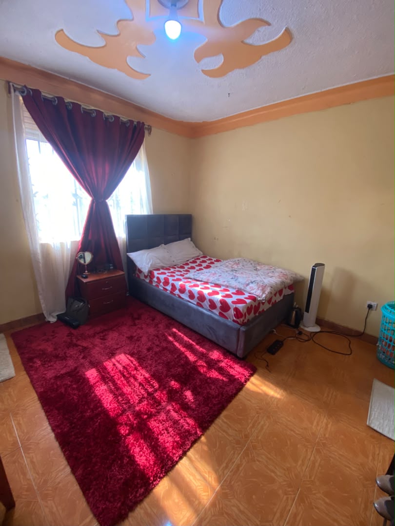 Self-contained : Bedroom