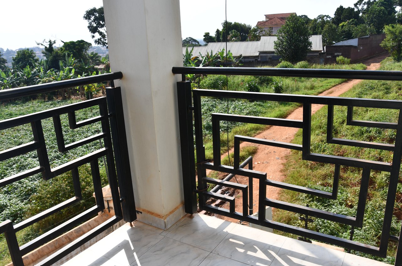 Single room : Balcony view