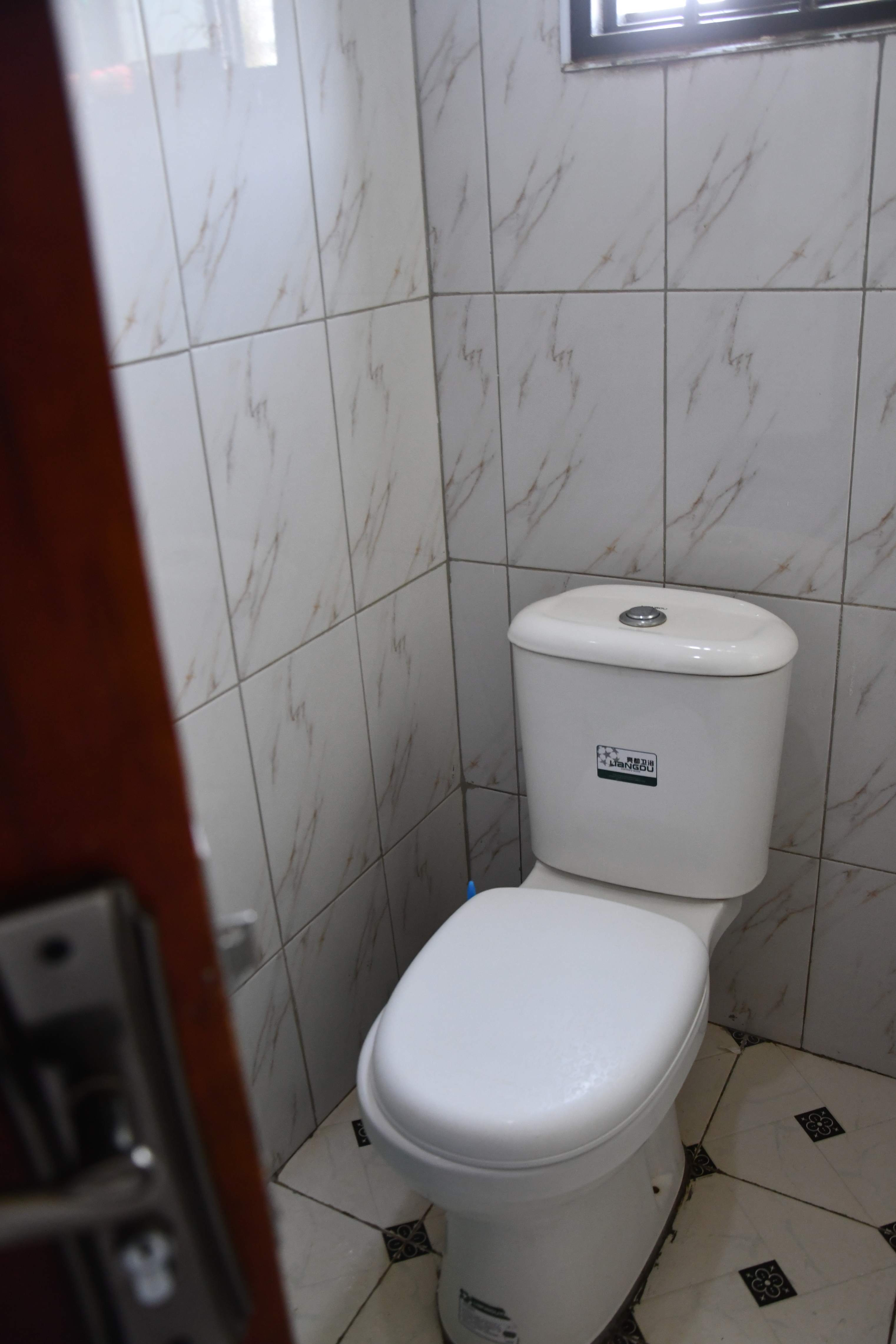 Single room : Bathroom